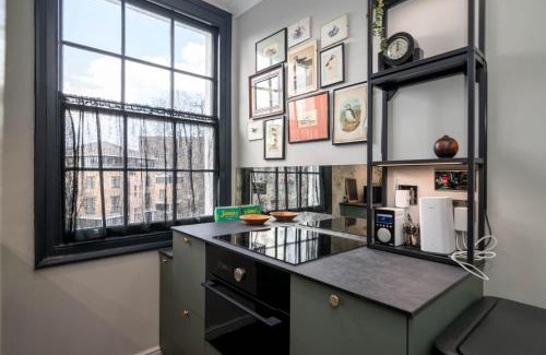 Camden Town Apartment | GuestReady - Top Floor Chic Camden Flat