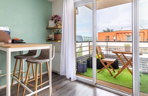 Livry-Gargan Apartment | GuestReady - Tranquil stay with a balcony