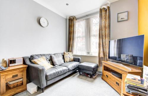 Shepherd's Bush Apartment | GuestReady - Tranquility near Shepherd's Bush