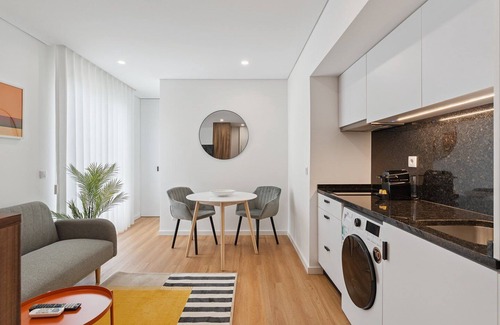 Ramalde Apartment | GuestReady - Tutti Frutti Studio - Damascus