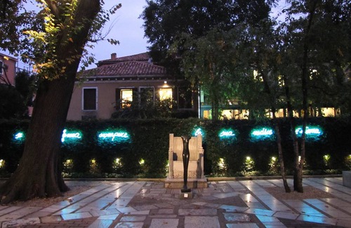 Dorsoduro Apartment | GUGGENHEIM NEXT 4pax, Wifi, Aircond