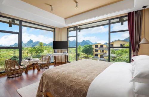 Xiufeng Hotel | Guilin Village Creek Inn