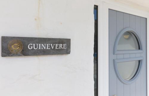 Mullion Apartment | Guinevere