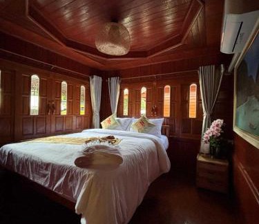 Ao Nang House | Guitar Thai Style Pool House