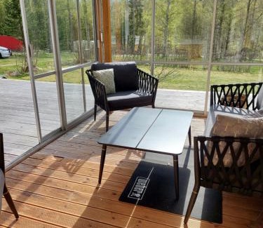 Ydre Municipality House | Gula Stugan Rönnäs Skogsväg