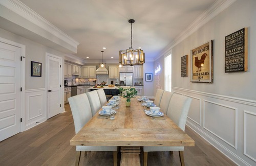 Edgehill Cottage | Gulch Melody - Private Rooftop - Heart of Gulch