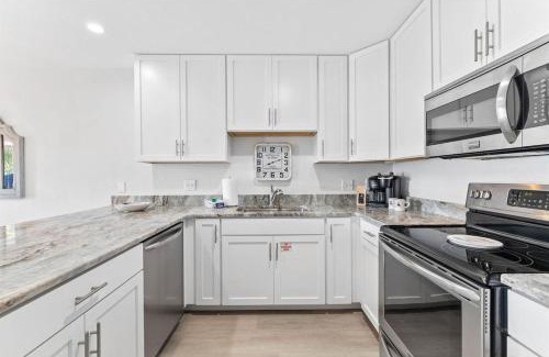 Gulf Place House | Gulf Blue Getaway