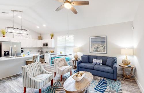 Ono Island House | Gulf Breeze Cottage