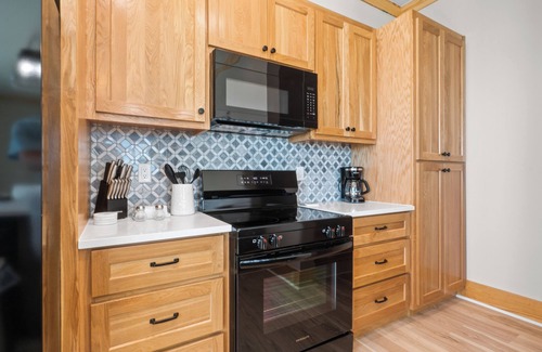 Indian Pass House | Gulf Front Home | Sleeps 12 | Pets OK | Grill