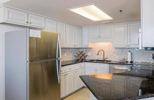 Orange Beach Condo | Gulf Front! Indoor Pool Newly Decorated Amazing Views Discounts! Phoenix VII