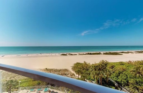 Sand Key Condo | Gulf Front Paradise in the exclusive Crescent Beach Club of Sand Key/Clearwater