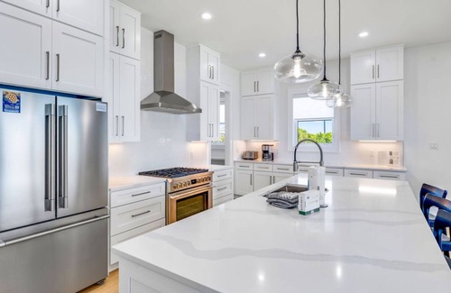 Treasure Beach Village House | Gulf Front, Private Pool, 5 BR Sleeps 14 Custom Built Home