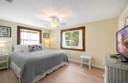 Cedar Key House | Gulf Girl a vintage Cedar Key retreat