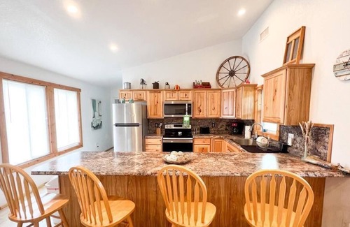 Perry House | Gulf Manor Retreat - Keaton Beach Florida