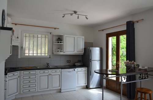 Le Rayol Villa | Gulf Of St. Tropez, Pretty Villa With Pool, Quiet, Luxurious