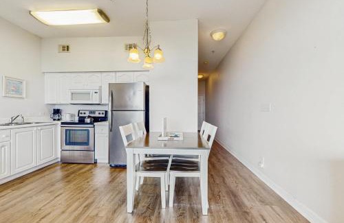 Gulf Place Apartment | Gulf Place Cabanas 407