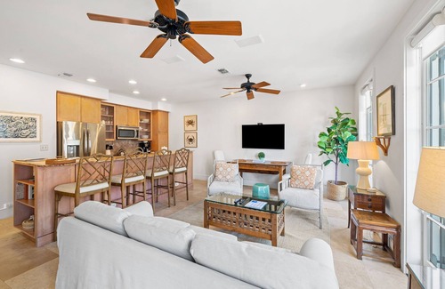 Rosemary Beach Condo | Gulf View: Crown Penthouse on Main St, across from Pearl Hotel
