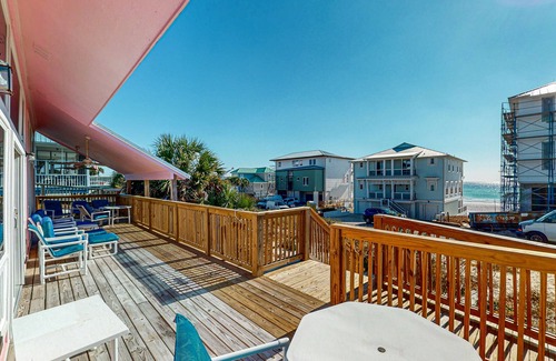 Gulf Trace House | Gulf view home across the street from the beach - walk to shops/restaurants
