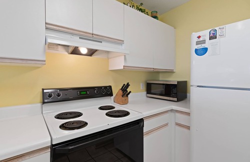 Avalon Beach Estates Condo | Gulf Views, Steps to Gulf + Included Beach Chair Setup ~ Maravilla 1411