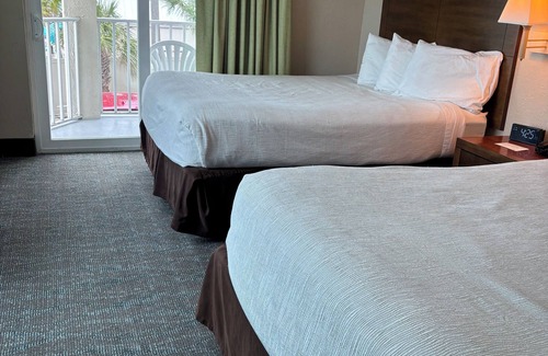 Clearwater Beach Hotel | Gulfview Hotel on the Beach