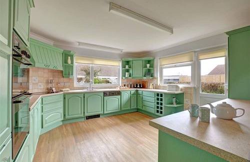 St Merryn House | Gull Cottage - Two Bedroom House, Sleeps 4