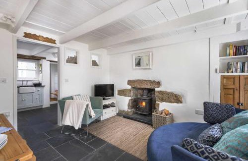 Mousehole House | Gull's Nest Holiday Cottage