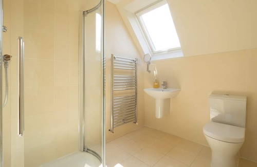 Gullane Apartment | GULLANE- Superb holiday home with balconies overlooking golf course and sea