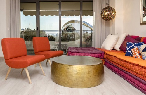 Penya-roja Apartment | Gulliver Kids