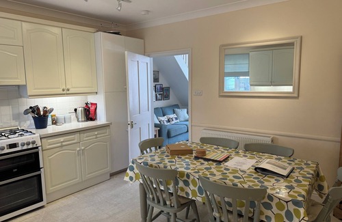 Seaview Cottage | Gulls, charming seaside cottage, centrally located in the heart of the village