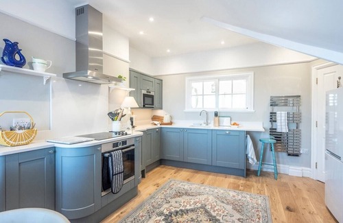 Felixstowe Apartment | Gulls' Nest, Felixstowe