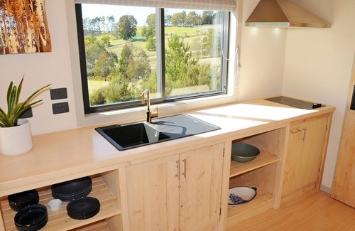 Tasman Apartment | Gum Tree Studio,surrounded by farmland, countryside, mountains, sea, National Parks, fresh air and b
