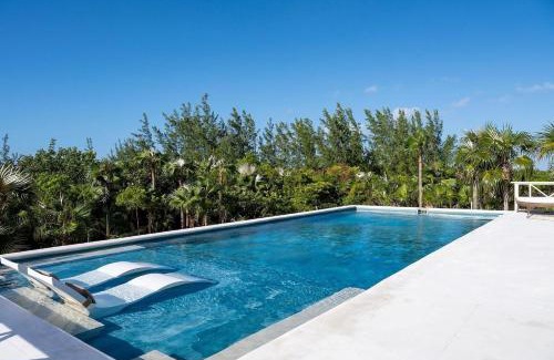 Governor's Harbour House | Gumbo Limbo home