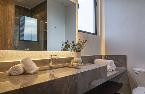 Guadalajara Hotel | Gumont Guadalajara López Mateos - Minerva