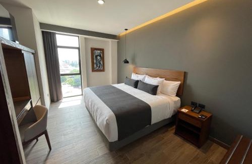 Guadalajara Hotel | Gumont Guadalajara López Mateos - Minerva