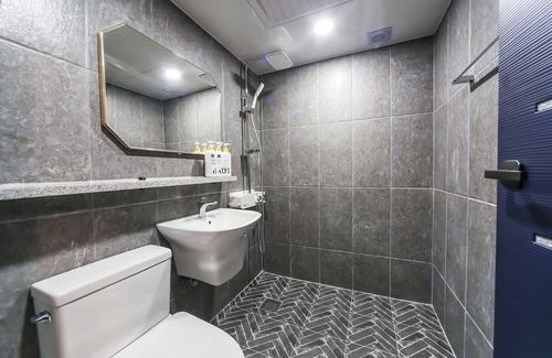 Gunsan Hotel | Gunsan H