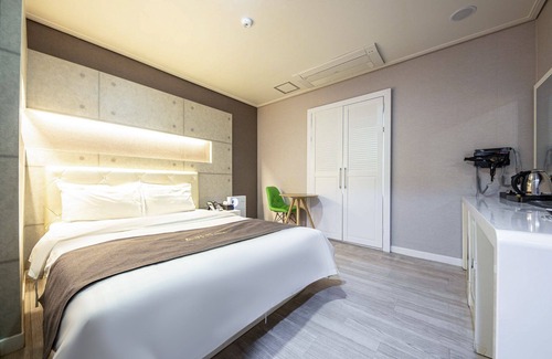 Gunsan Hotel | Gunsan Sky