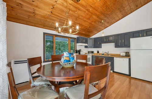 Gilford Ski Chalet | Gunstock & Lakes Region Year Round Chalet