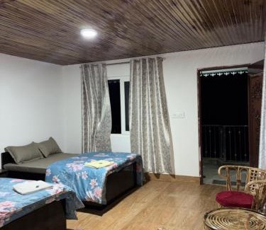 Kurseong House | Guras Homestay Chimney