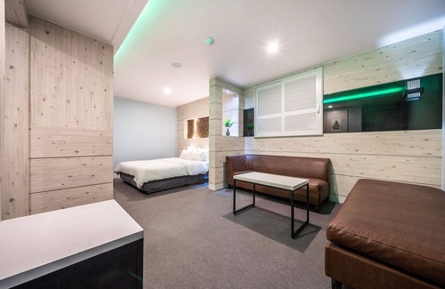 Guri Hotel | Guri Newcastle