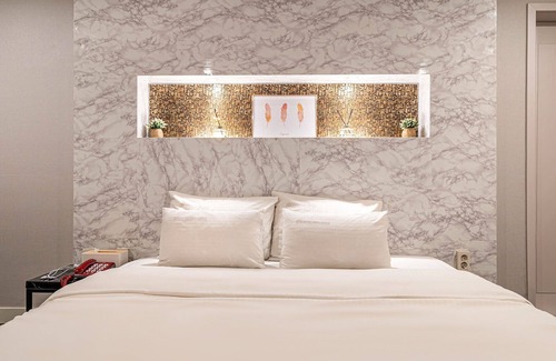 Guri Hotel | Guri Newcastle