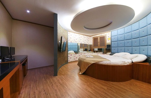 Guri Hotel | Guri Zenith