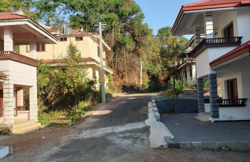 Kunnamkulam Villa | Guruvayoor Homestay