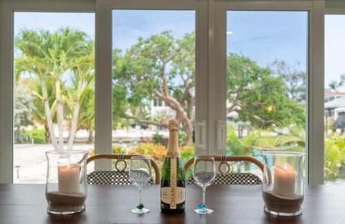 Mid Island House | Guss Getaway by Sun Palace Vacations