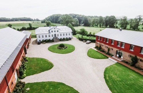 Geelbyholz House | Gut Royum - Kornblume