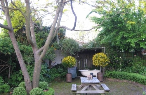Havelock North Cottage | Guthrie Cottage In the Village of Havelock North
