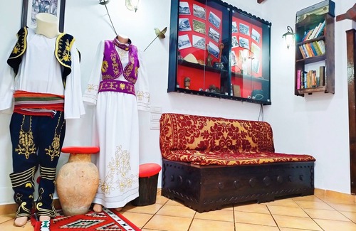 Berat Hotel | Guva Mangalem