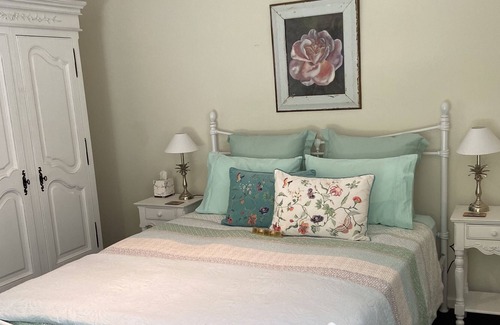Hallidays Point Cottage | Guwala Couples Beach & Golf Cottage at Kindilan Farm Hallidays Point 2430