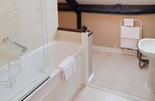 Corsham Hotel | Guyers House Hotel