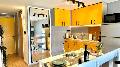Nahariya Apartment | GW317 Gugel Waves Amazing Seaview Pool Apartments