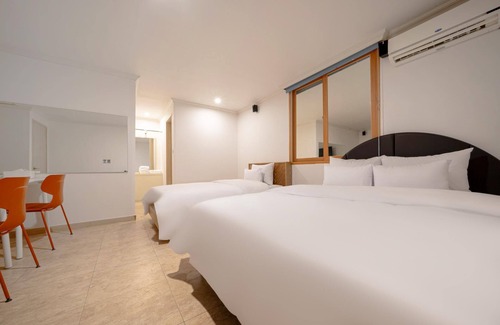 Dong-Gu Hotel | Gwangju Tiffany Motel